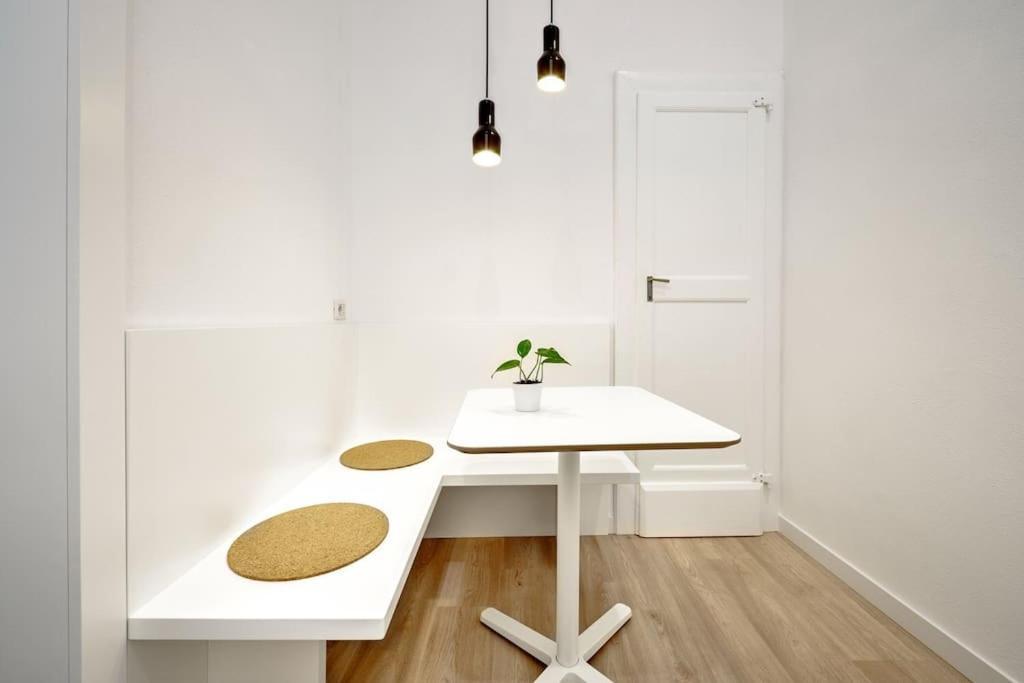 Apartment Vsg25 Nel Centro Di Каляри Екстериор снимка